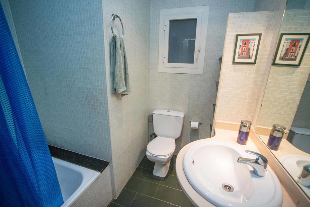 Lovely Apartment At Park Gueell Barcelona Phòng bức ảnh